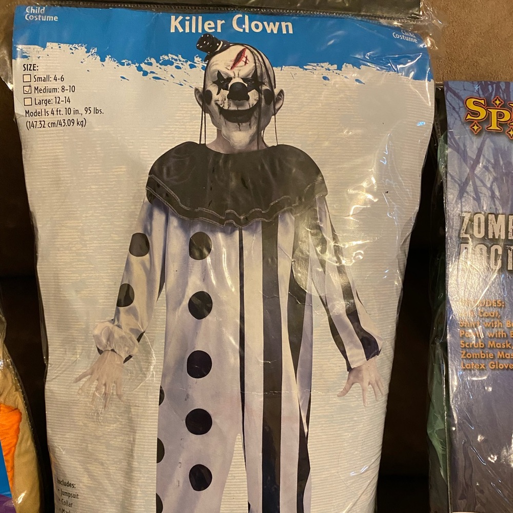 Killer clown boys costume size medium 8-10